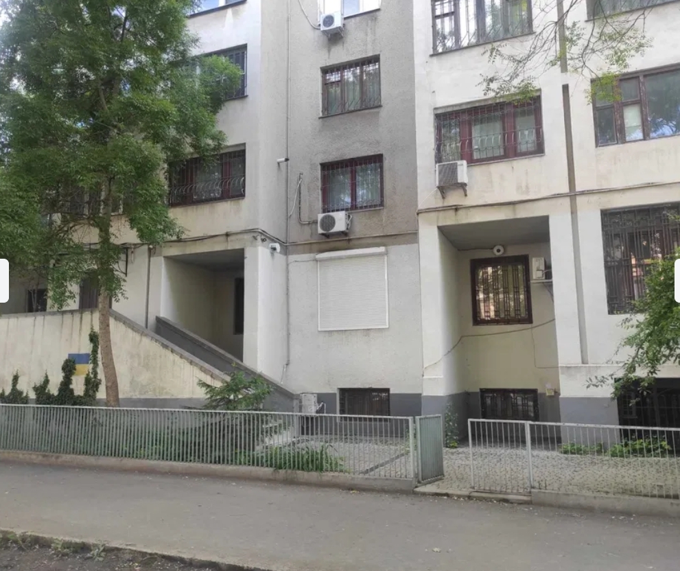 Оренда приміщення вільного призначення 330 м², Базарна вул.