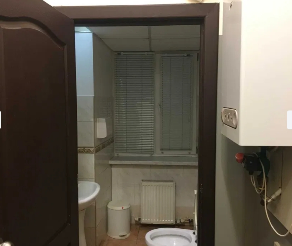Оренда приміщення вільного призначення 200 м², Базарна вул.