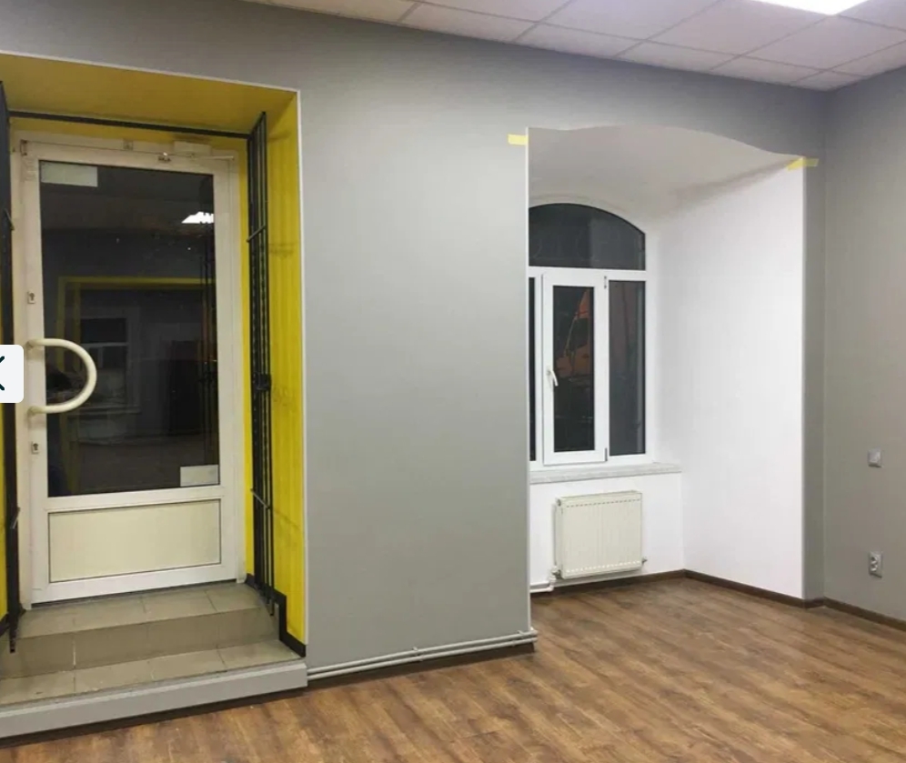 Оренда приміщення вільного призначення 200 м², Базарна вул.