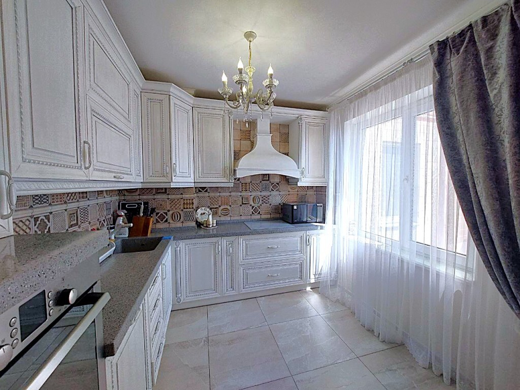 Продаж 4-кімнатної квартири 79 м², Семена Палія вул., 64