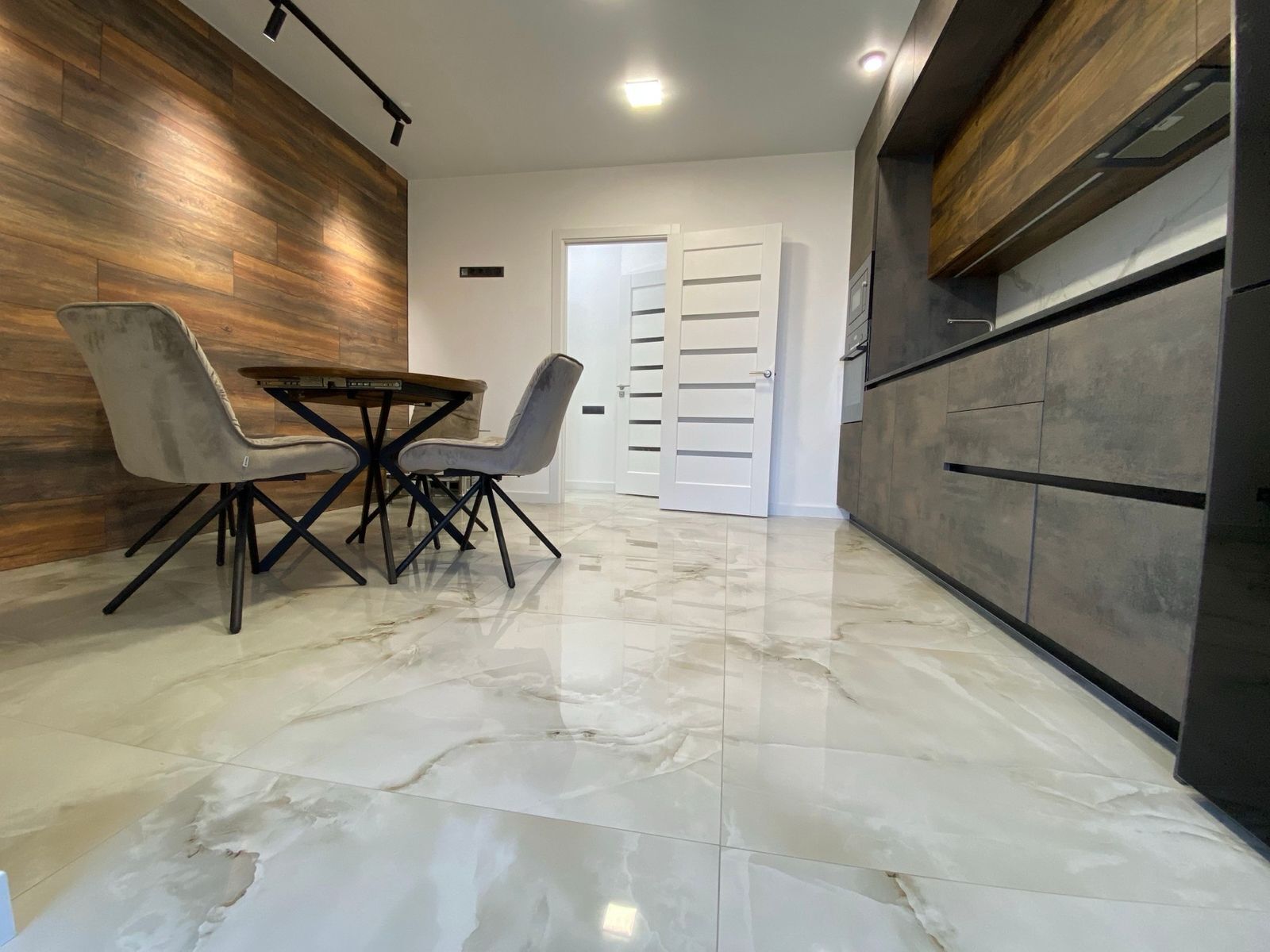 Продажа 2-комнатной квартиры 68 м²
