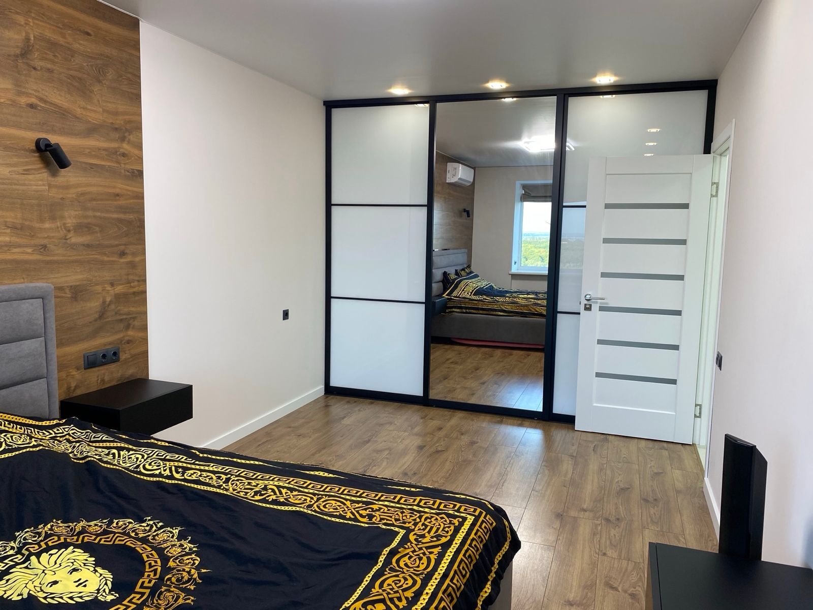 Продажа 2-комнатной квартиры 68 м²