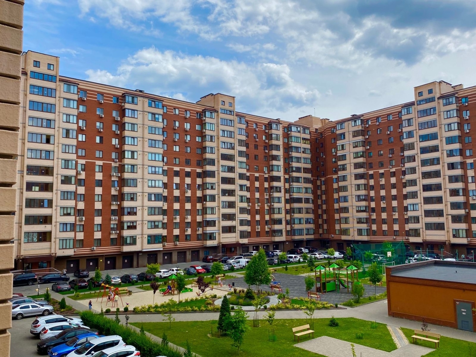 Продажа 2-комнатной квартиры 68 м²