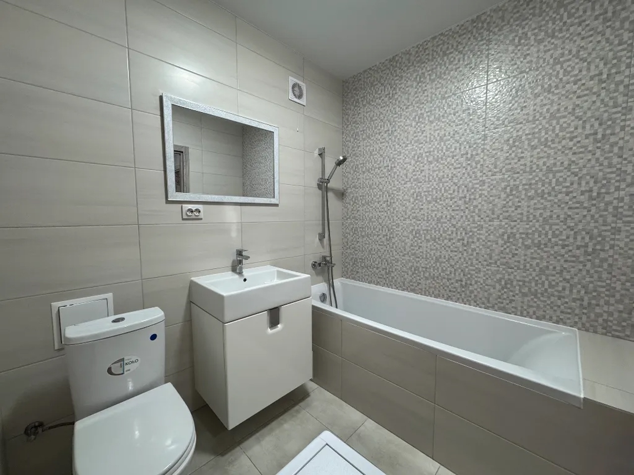 Продаж 1-кімнатної квартири 48 м²