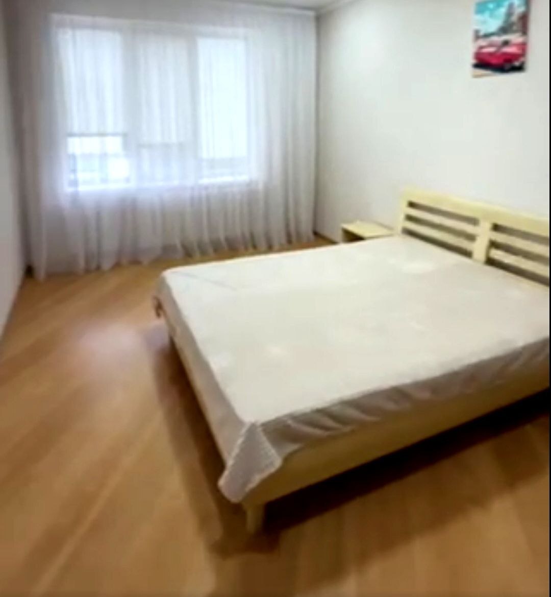 Продаж 2-кімнатної квартири 72 м², Академіка Корольова вул.