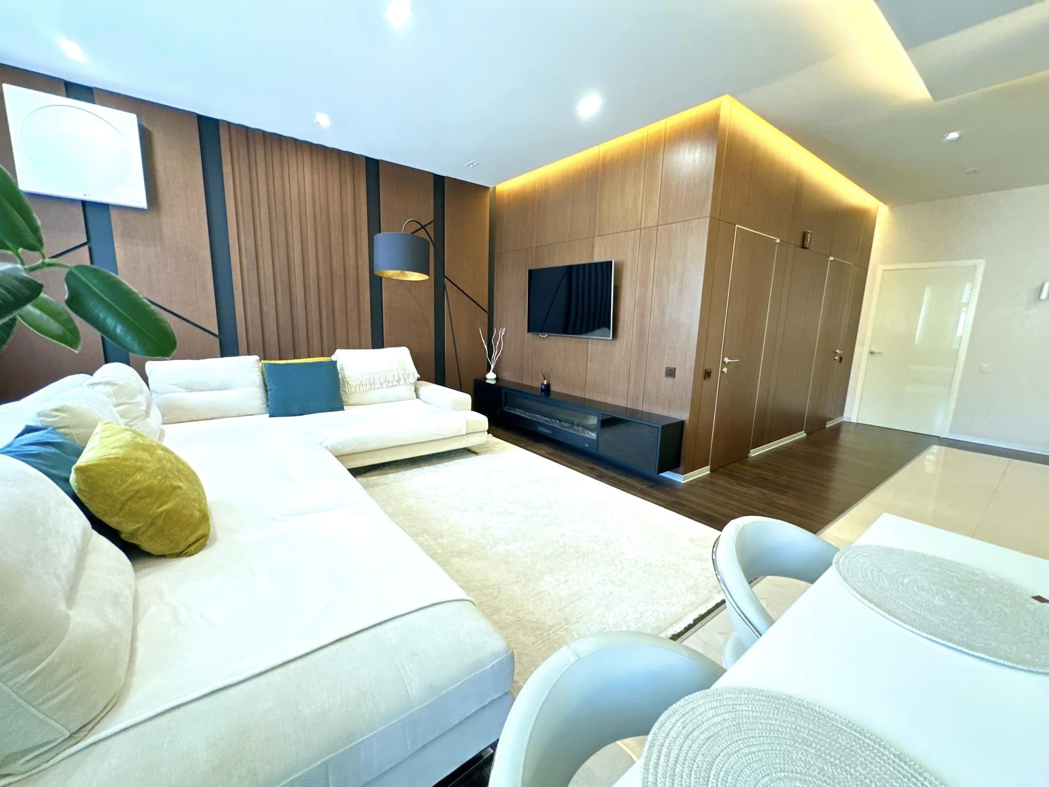 Продажа 3-комнатной квартиры 126 м², Борщаговская ул., 30А