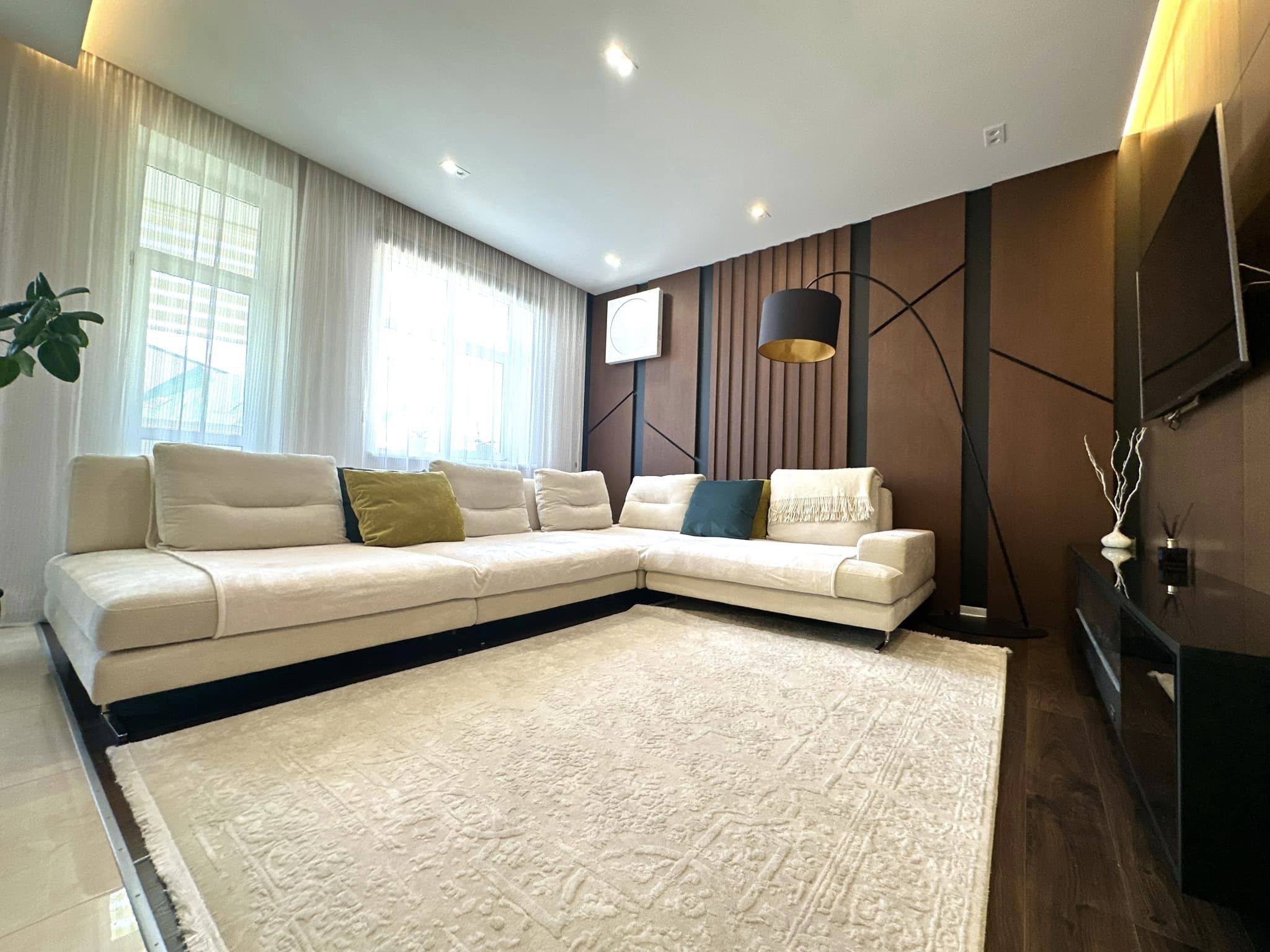 Продажа 3-комнатной квартиры 126 м², Борщаговская ул., 30А