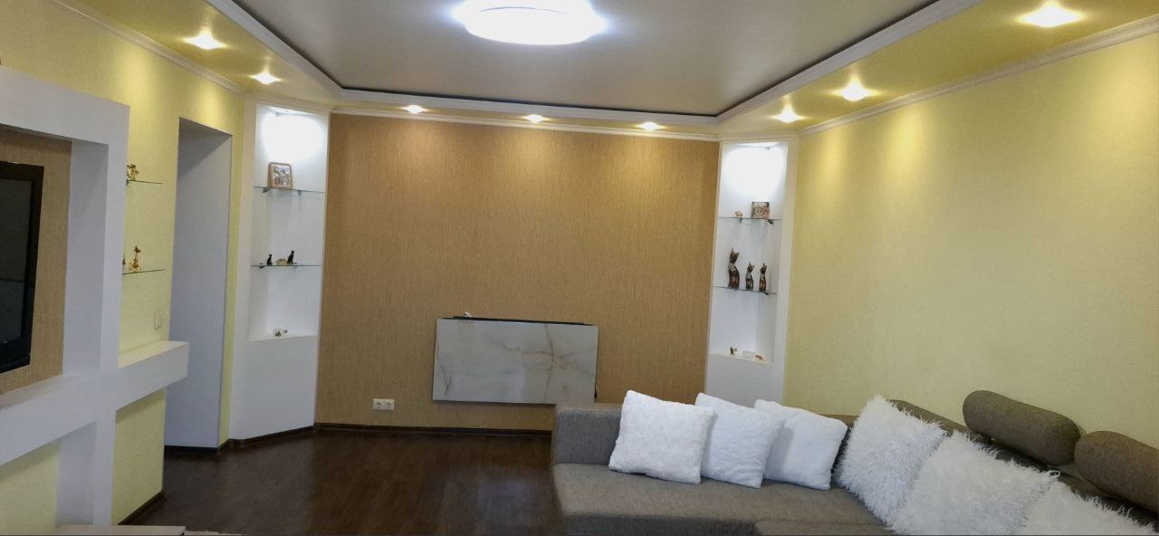 Аренда 2-комнатной квартиры 70 м², Декабрістів 46