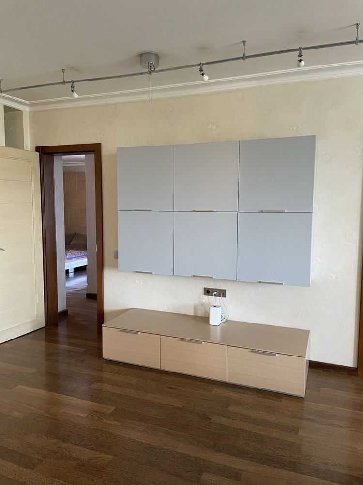 Продажа 3-комнатной квартиры 140 м², Кудряшова ул.