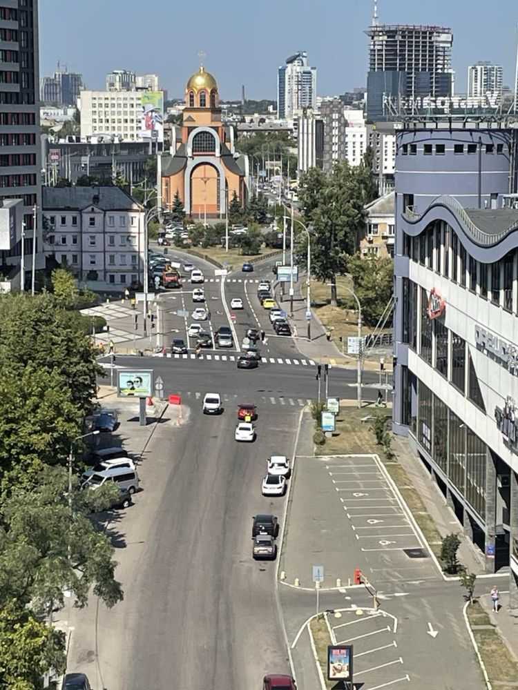 Продажа 3-комнатной квартиры 140 м², Кудряшова ул.