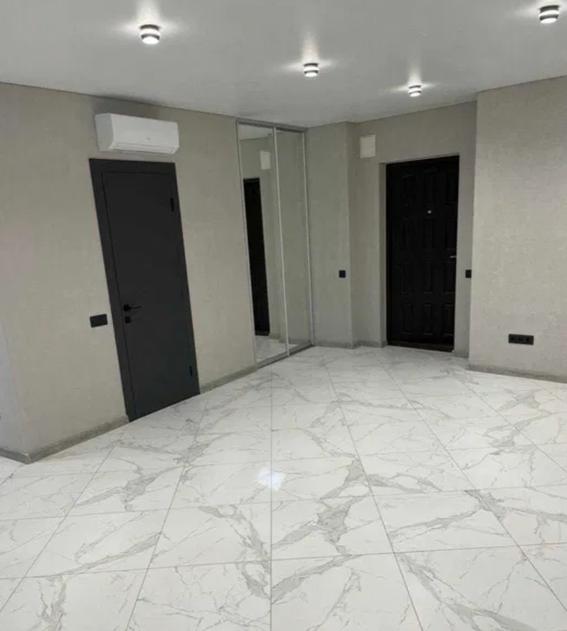 Оренда приміщення вільного призначення 62 м², Каманіна вул.