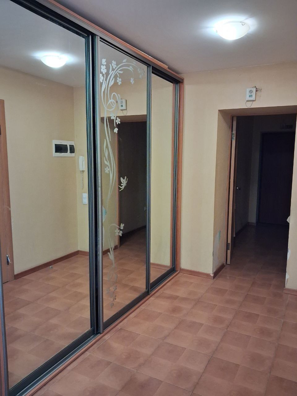 Продажа 2-комнатной квартиры 64 м², Садовая ул., 10А