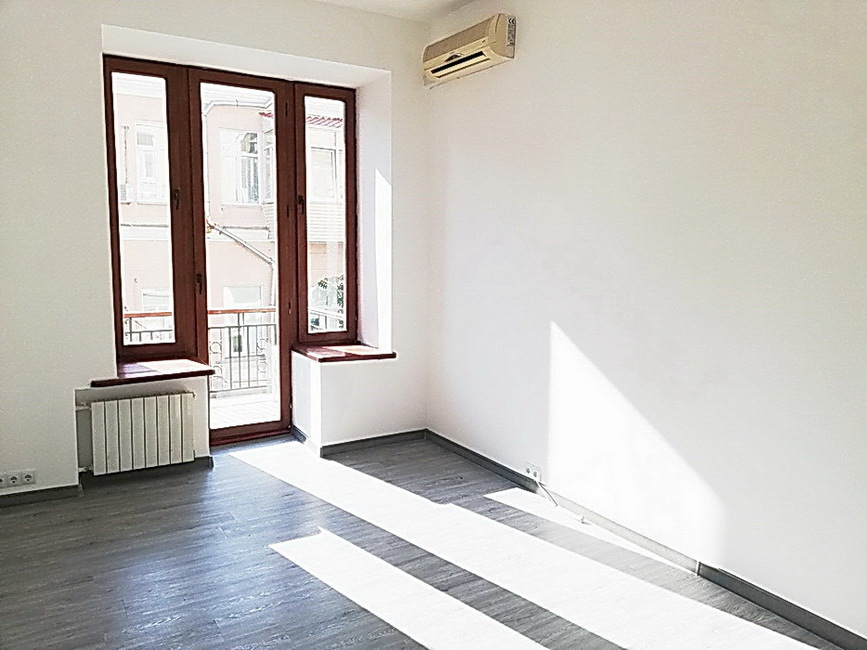 Аренда офиса 105 м², Паторжинского ул., 4