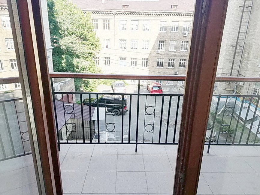 Аренда офиса 105 м², Паторжинского ул., 4