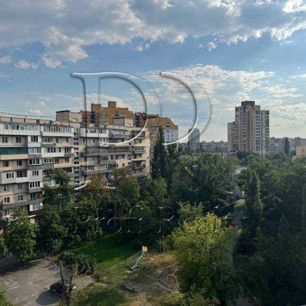Продаж 1-кімнатної квартири 29 м², Павла Тичини просп., 9А