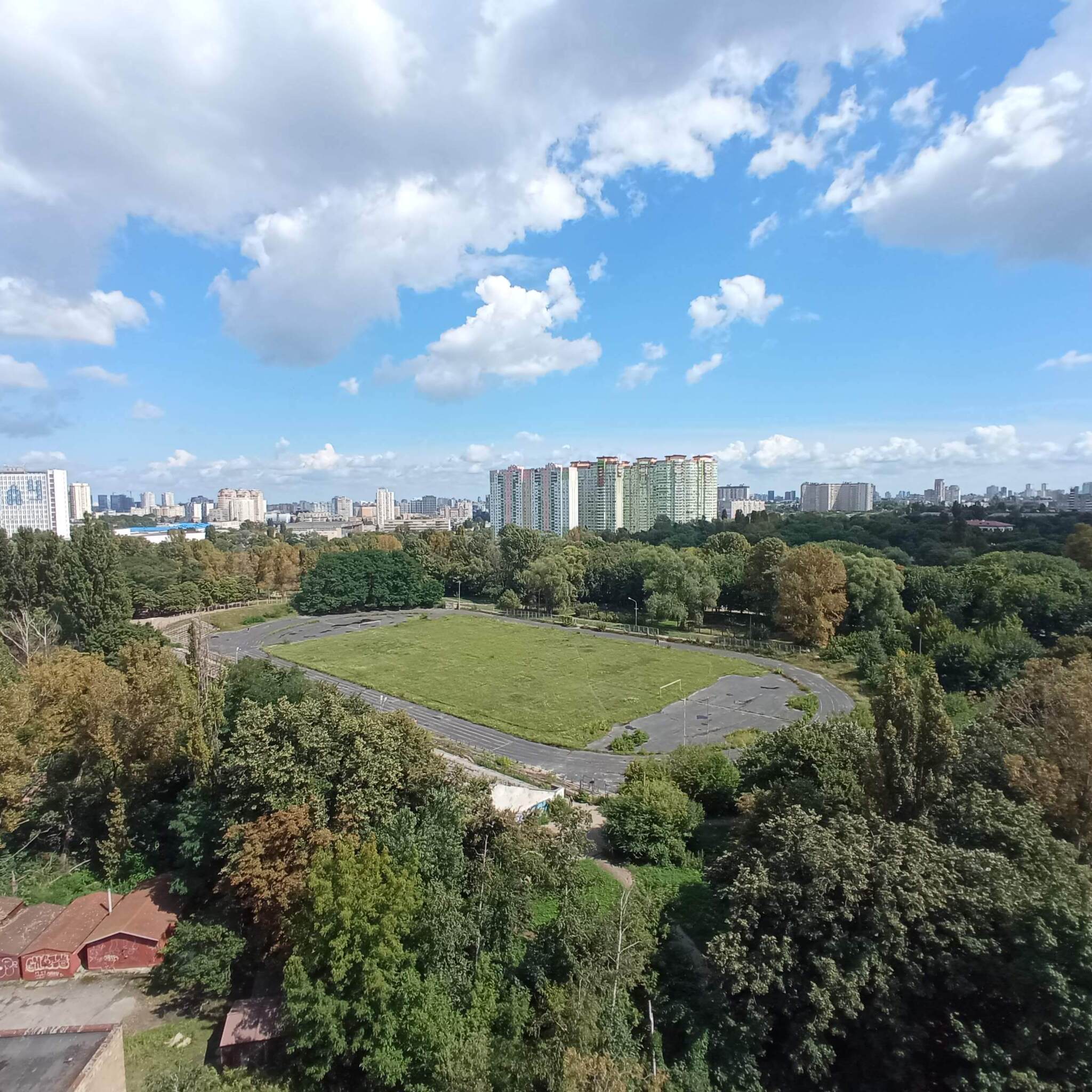 Аренда 3-комнатной квартиры 70 м², Героев Севастополя ул., 33