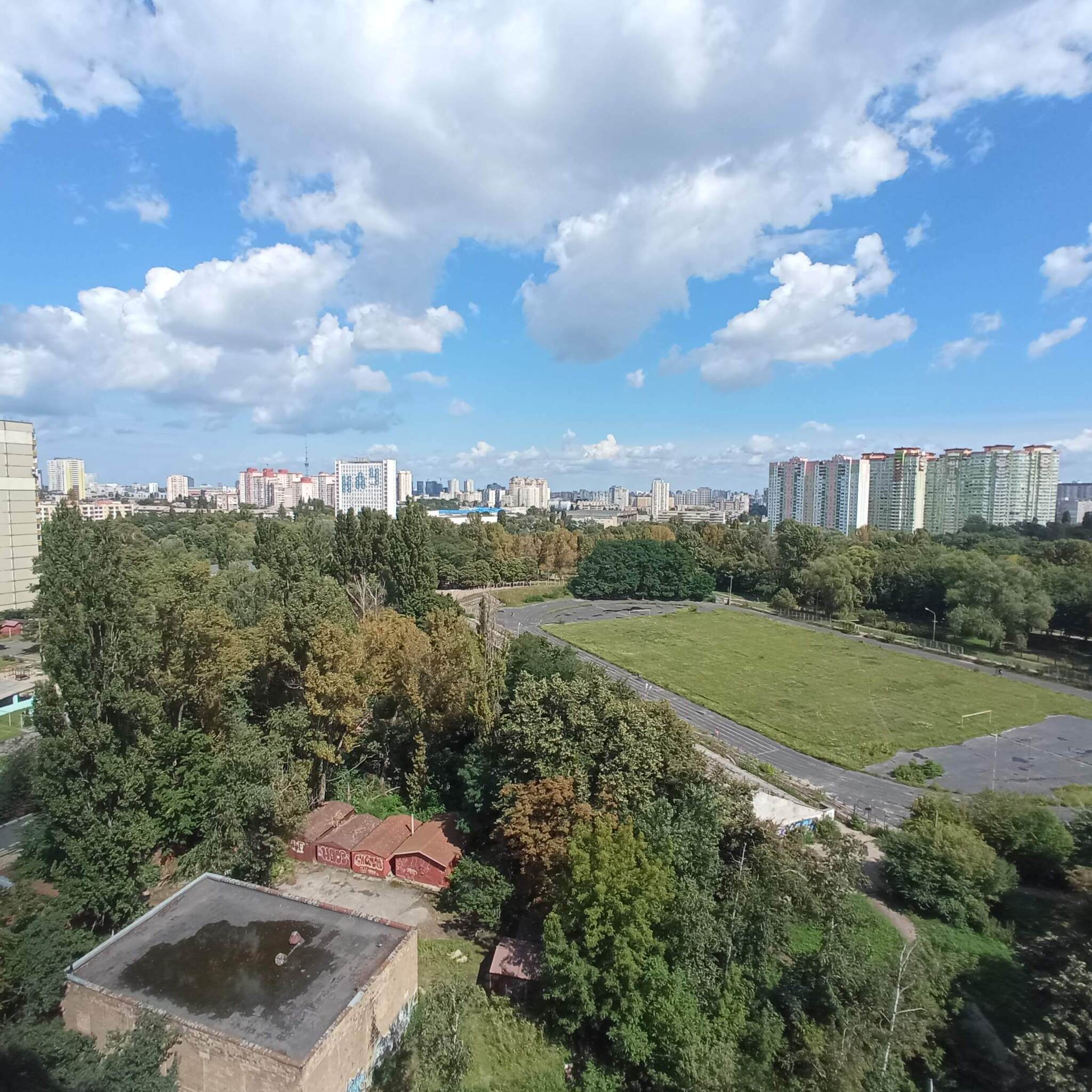 Аренда 3-комнатной квартиры 70 м², Героев Севастополя ул., 33