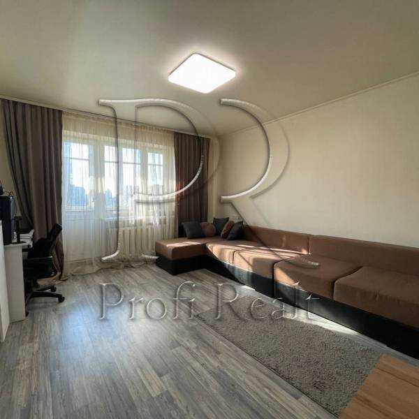 Продаж 1-кімнатної квартири 39 м², Смілянська вулиця, 8
