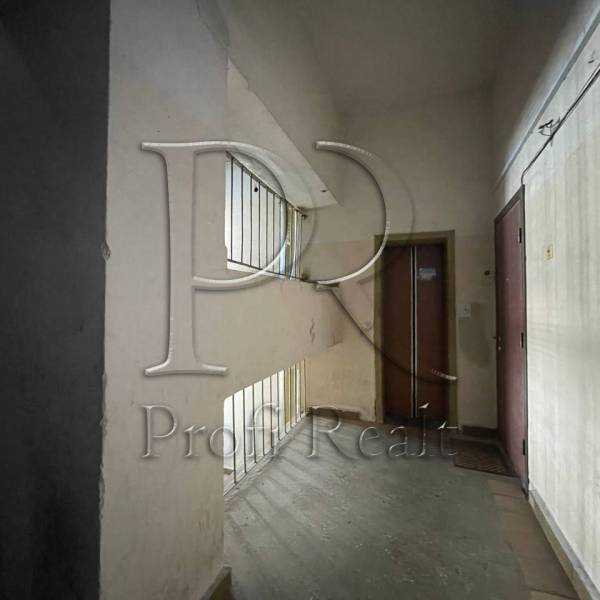 Продаж 1-кімнатної квартири 39 м², Смілянська вулиця, 8