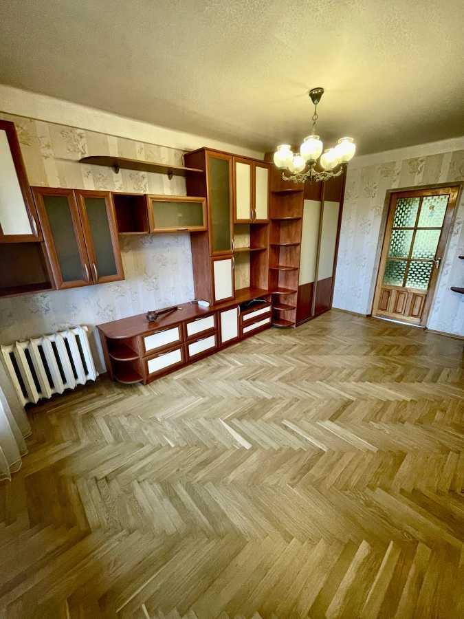 Продаж 3-кімнатної квартири 60 м², Павла Тичини просп., 3