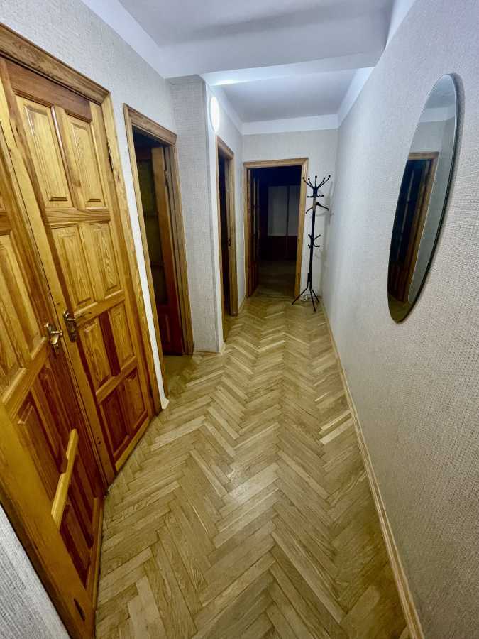 Продаж 3-кімнатної квартири 60 м², Павла Тичини просп., 3
