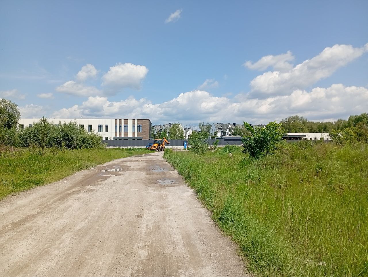 Продажа участка под индивидуальное жилое строительство 11 соток
