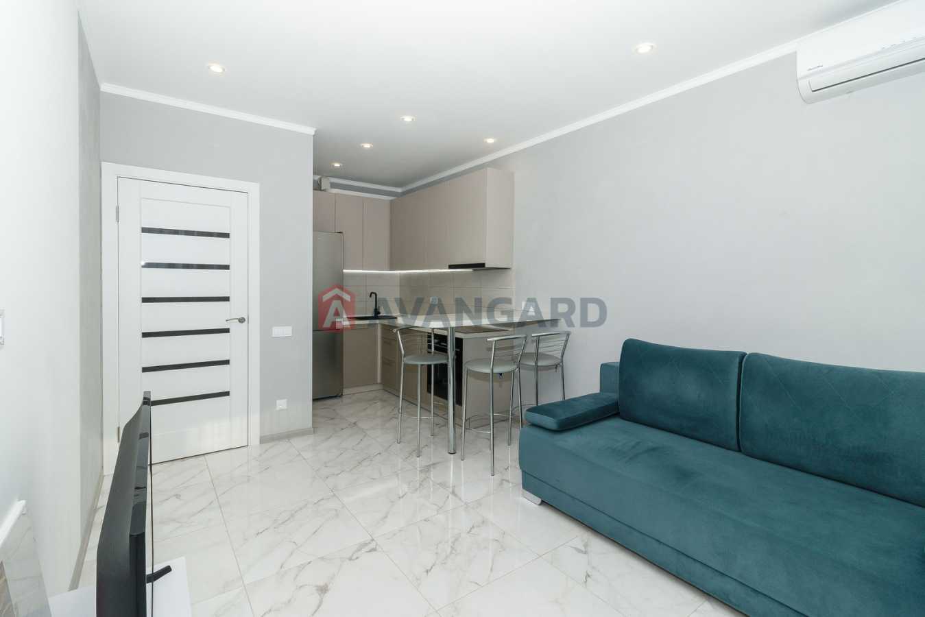 Продаж 1-кімнатної квартири 43.8 м², Євгена Сверстюка вул., 6