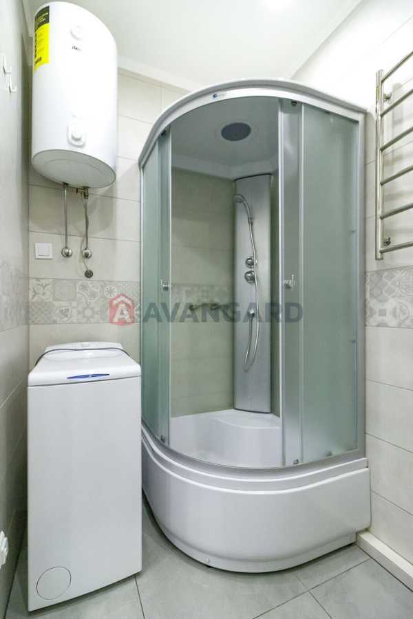 Продаж 1-кімнатної квартири 43.8 м², Євгена Сверстюка вул., 6