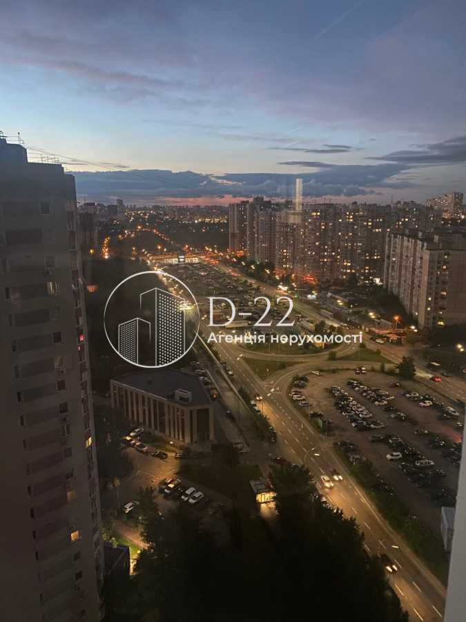 Продажа 3-комнатной квартиры 90.3 м², Петра Григоренко просп., 16