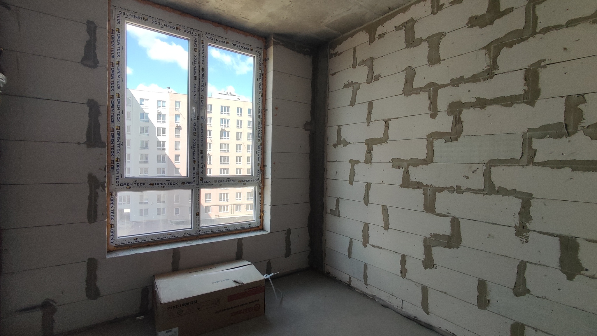 Продажа 1-комнатной квартиры 37 м², Бориса Гмыри ул.