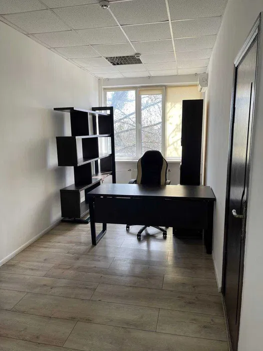 Аренда офиса 18 м², Коллекторная ул.