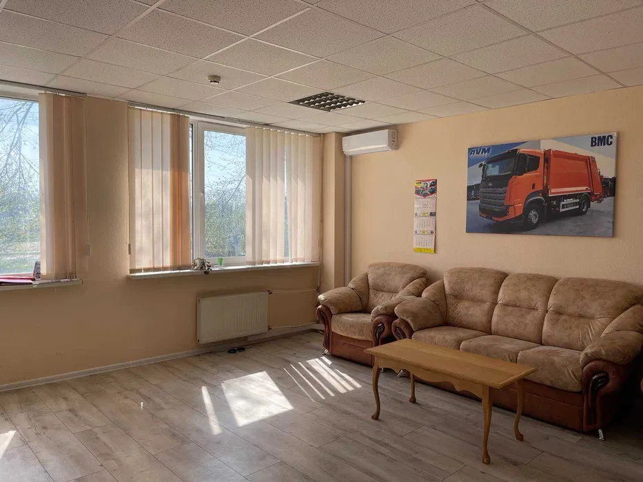 Аренда офиса 18 м², Коллекторная ул.
