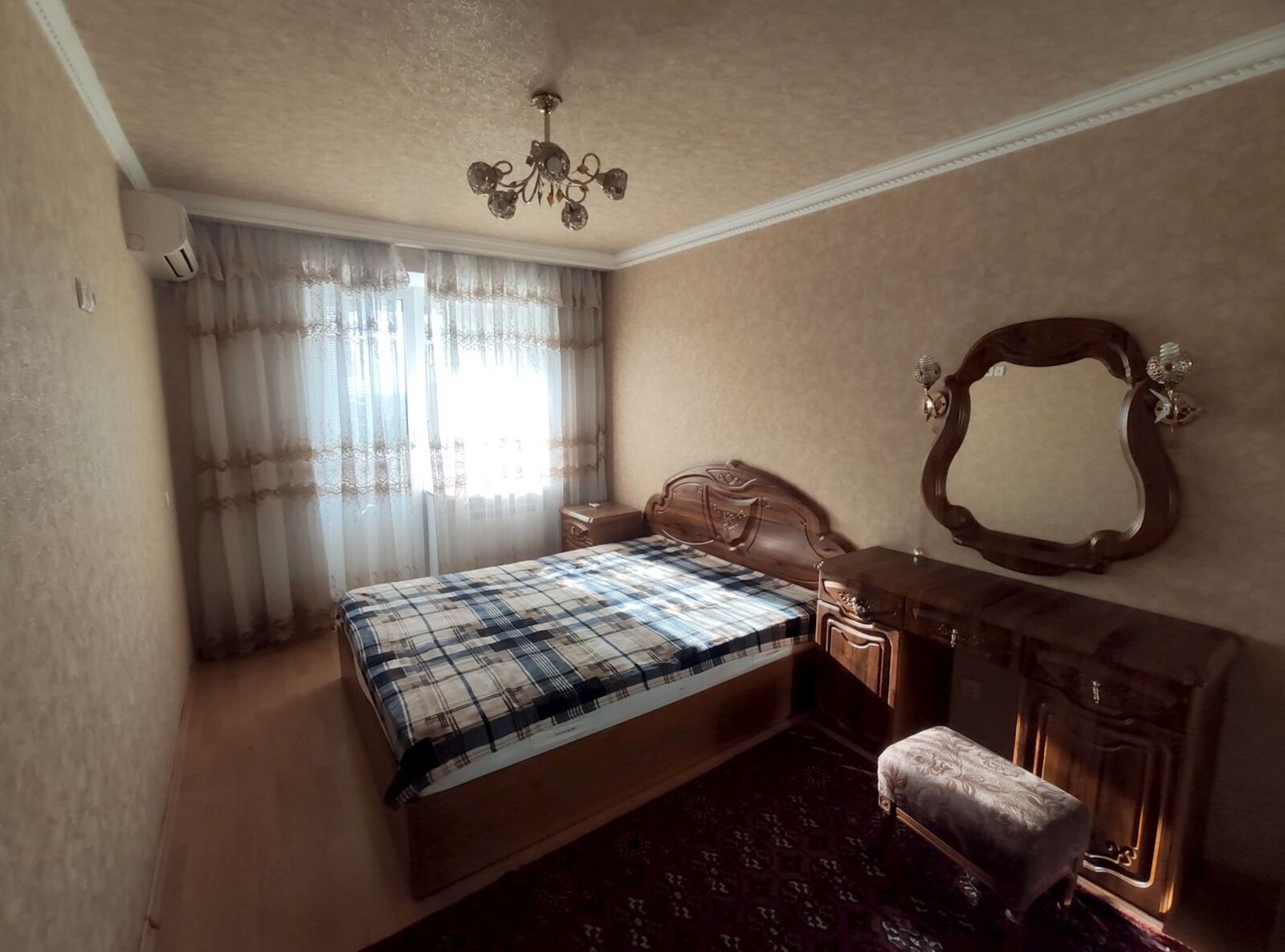 Продажа 4-комнатной квартиры 84 м², Осенняя ул., 13Б