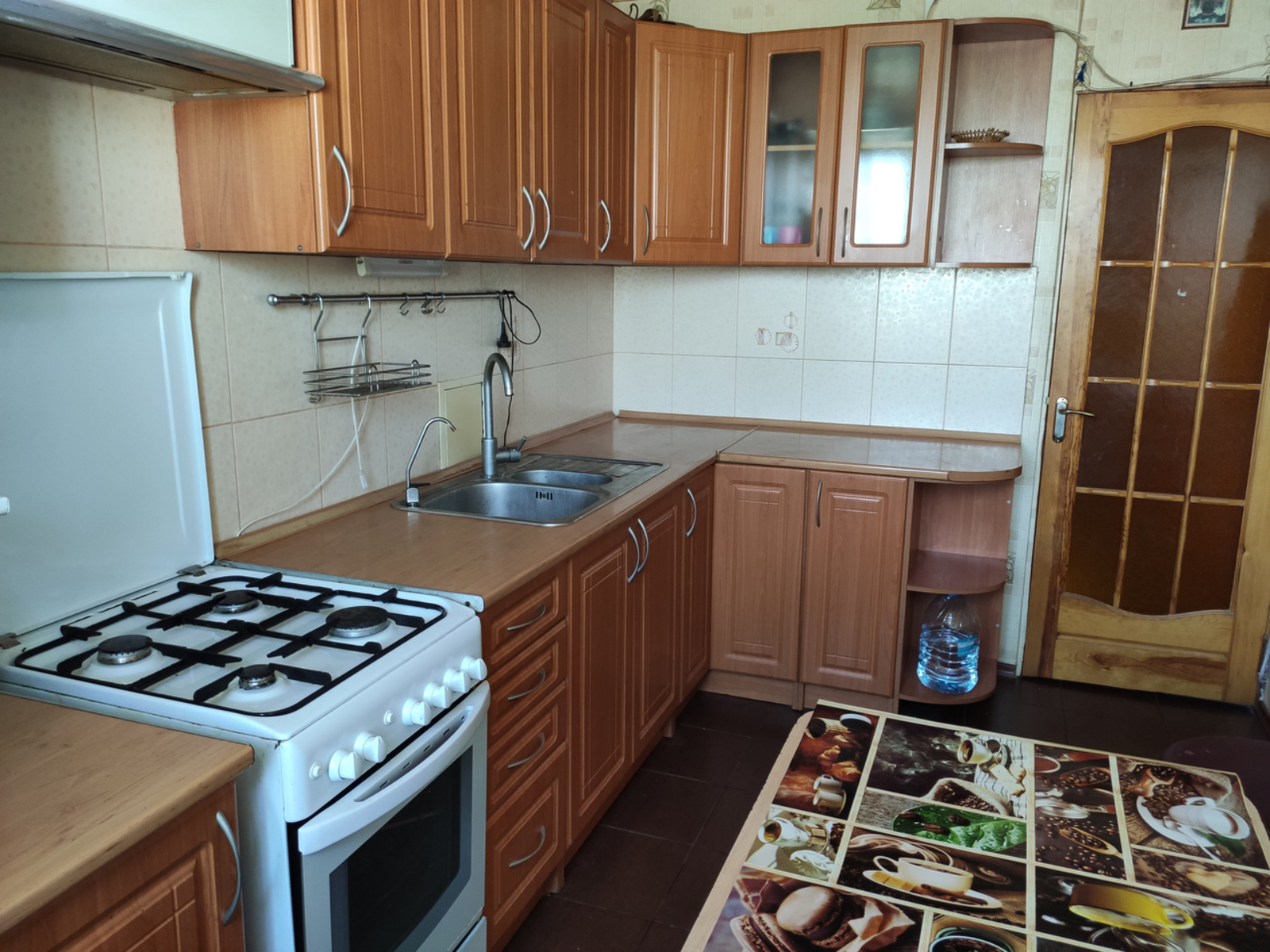 Продажа 4-комнатной квартиры 84 м², Осенняя ул., 13Б