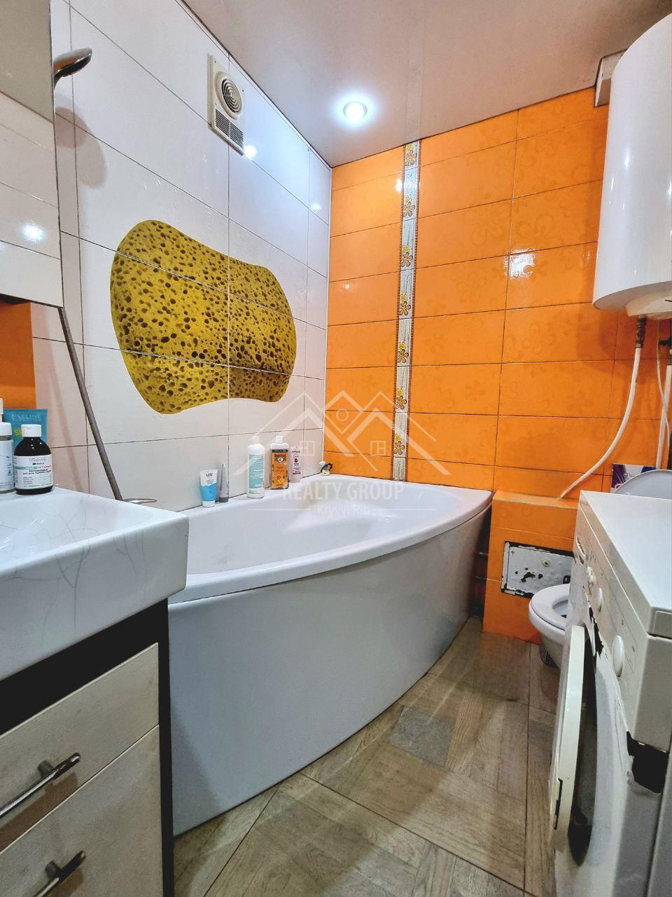 Продажа 3-комнатной квартиры 59 м², Гагарина просп., 62