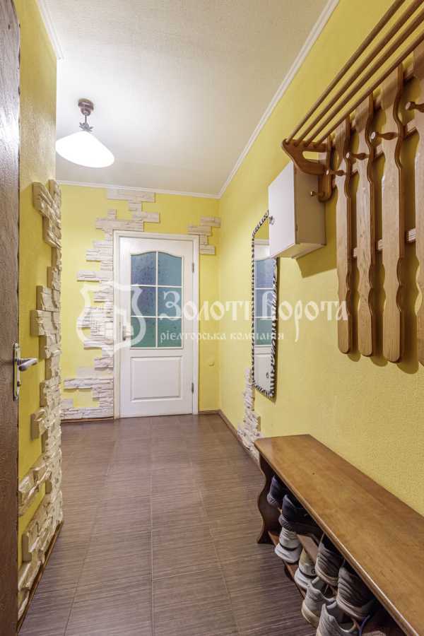 Продаж 1-кімнатної квартири 33.5 м², Перемоги вул., 9