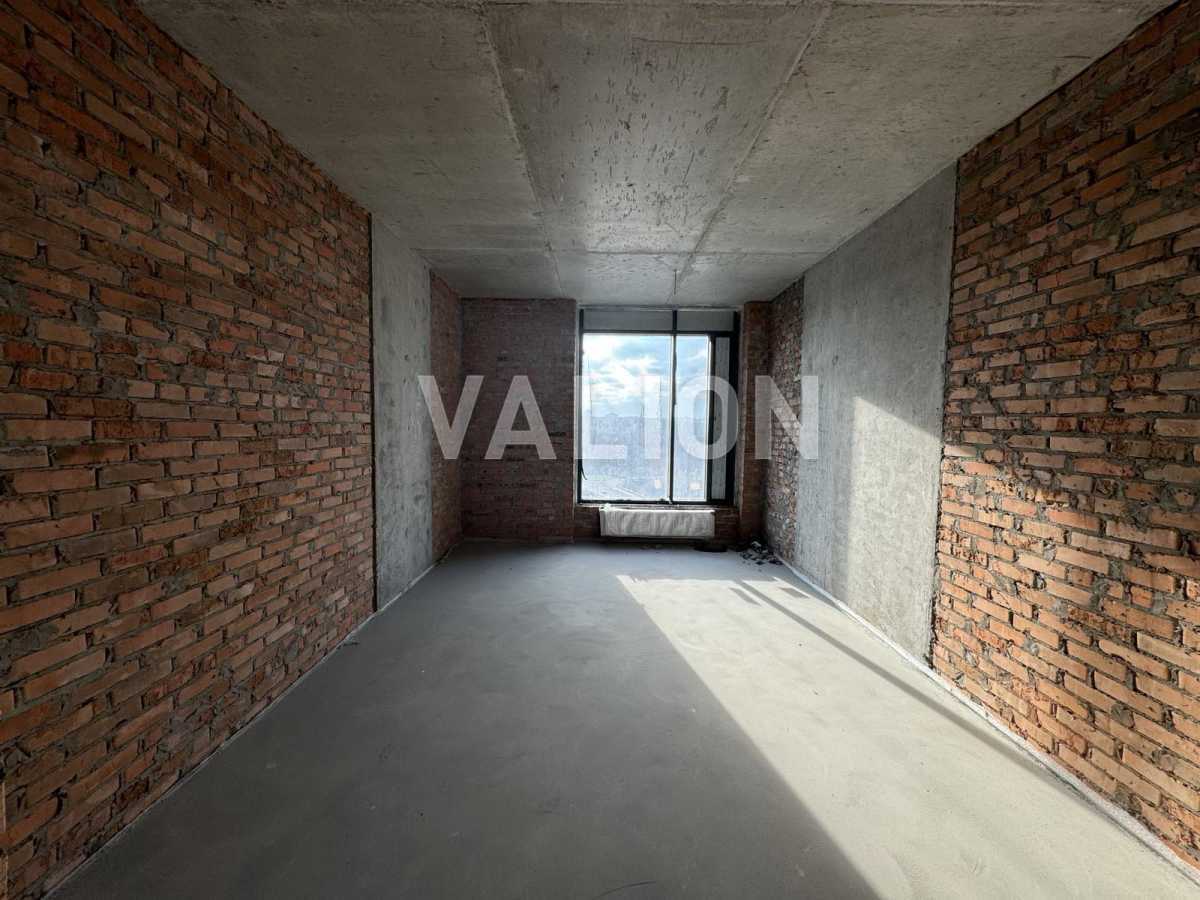 Продажа 3-комнатной квартиры 107 м², Зверинецкая ул., 70а