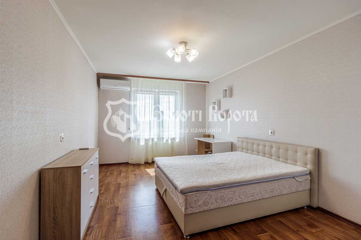 Продаж 2-кімнатної квартири 74.8 м², Сергія Данченка вул., 1