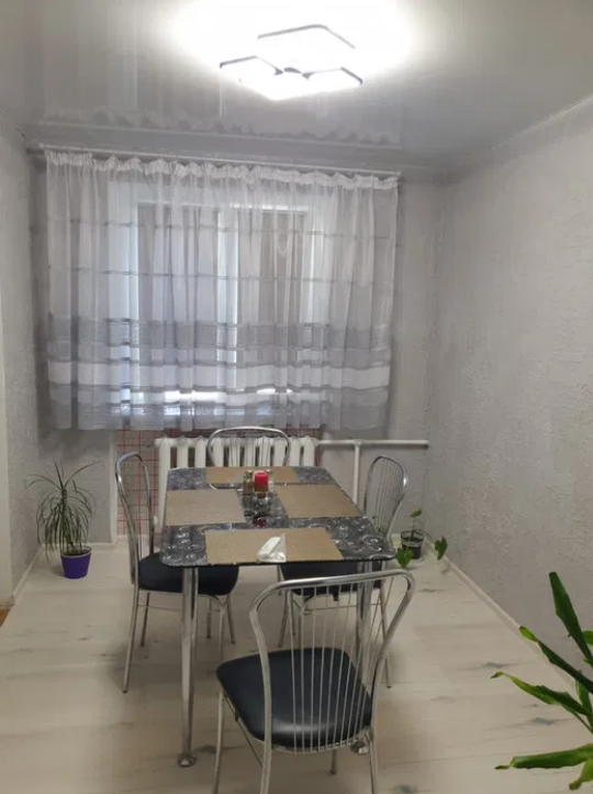 Продаж 3-кімнатної квартири 52 м², Академіка Філатова вул.
