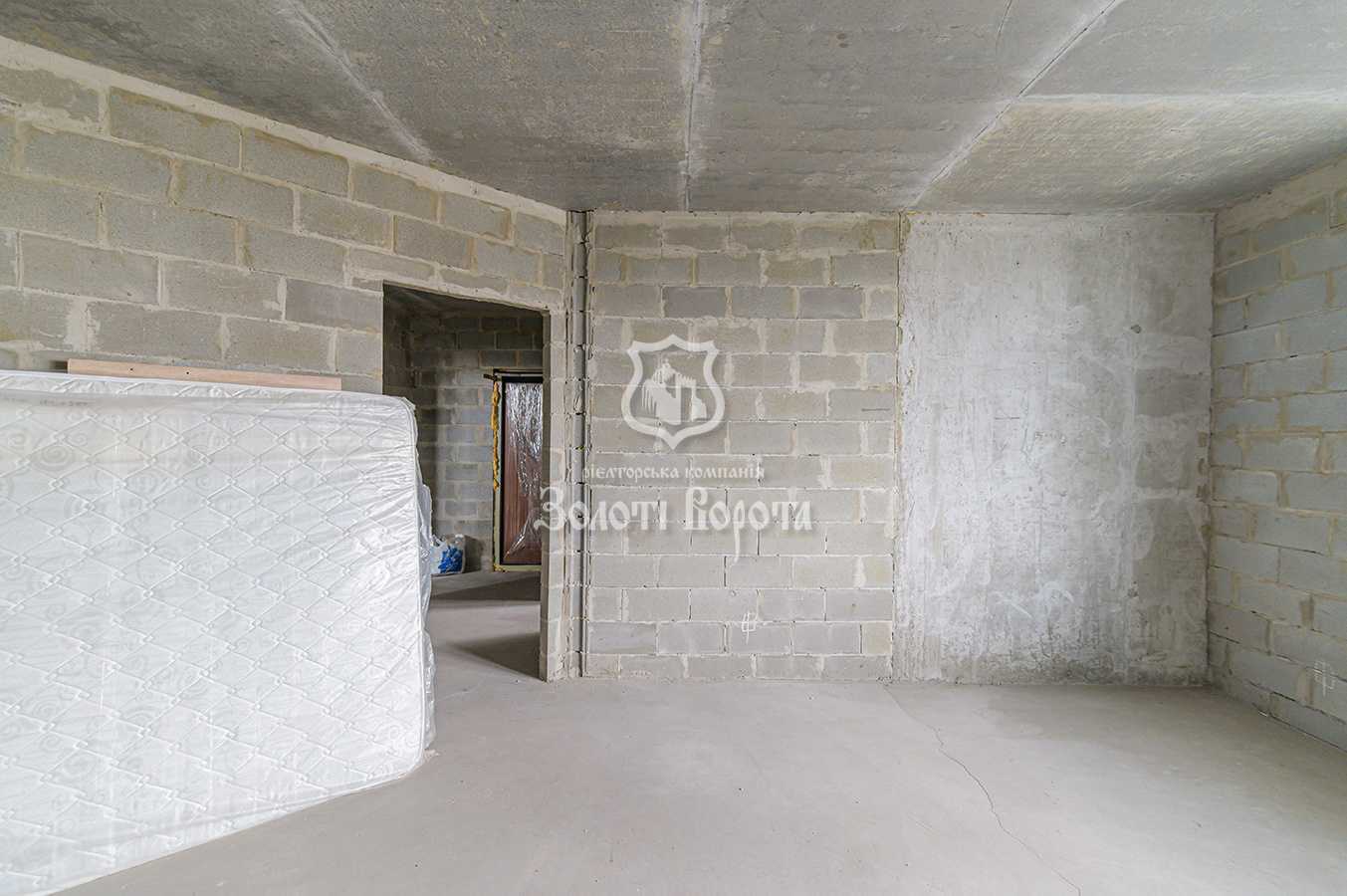 Продаж 2-кімнатної квартири 65 м², Харківське шосе, 15а