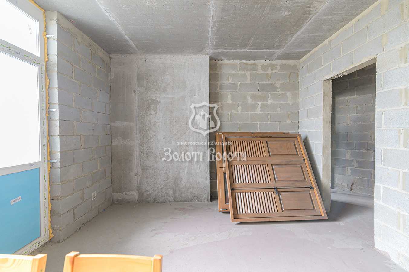 Продаж 2-кімнатної квартири 65 м², Харківське шосе, 15а