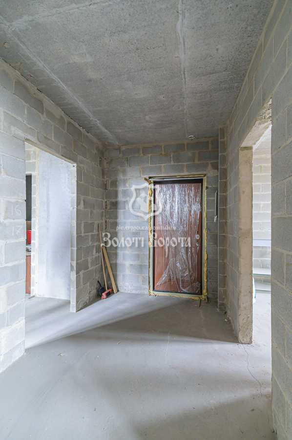 Продаж 2-кімнатної квартири 65 м², Харківське шосе, 15а