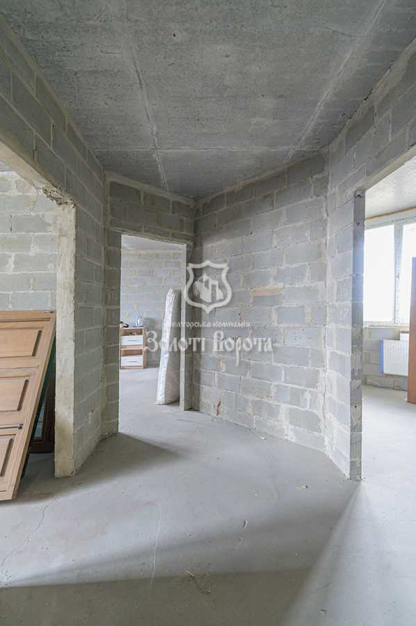 Продаж 2-кімнатної квартири 65 м², Харківське шосе, 15а