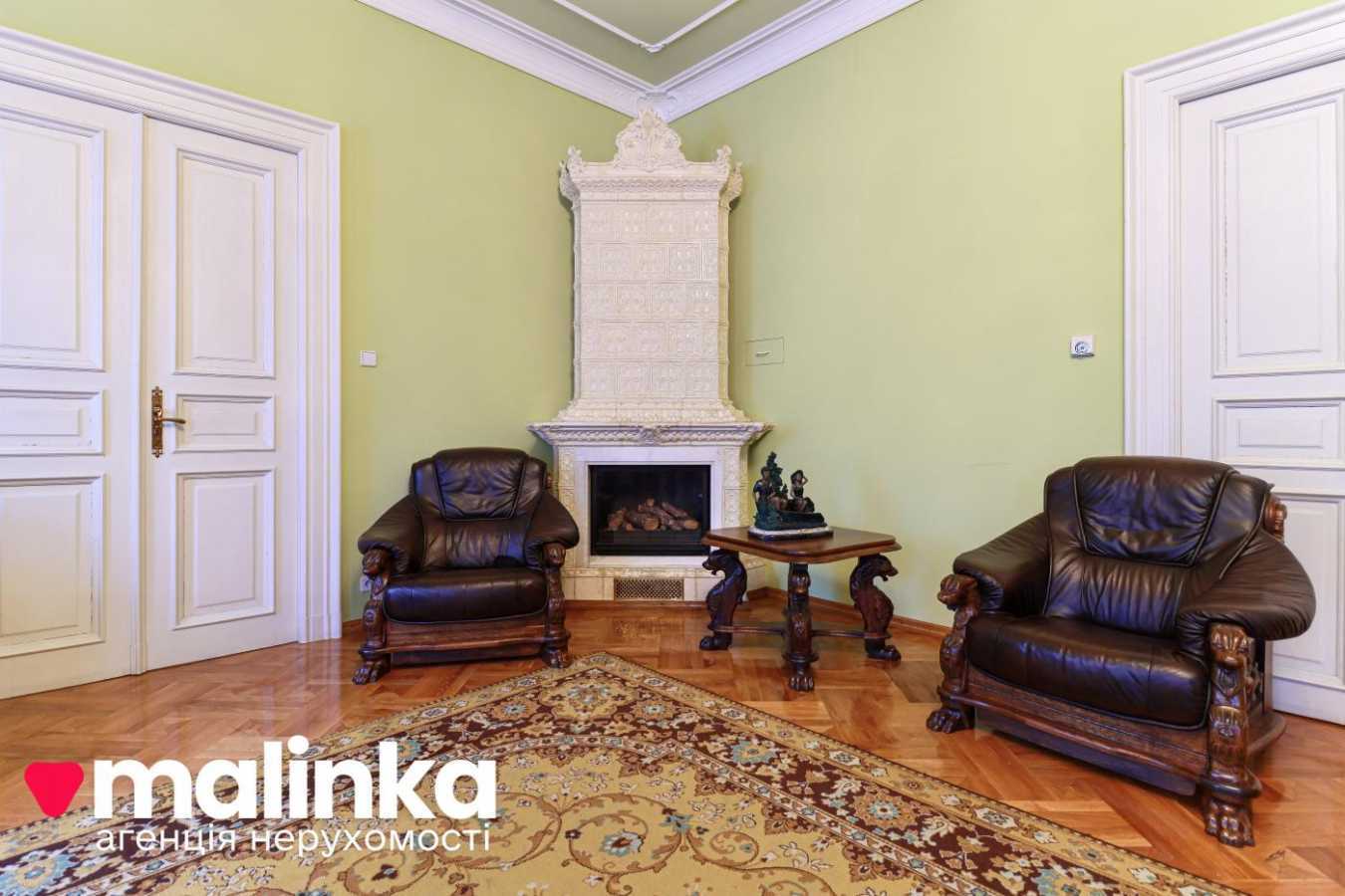 Продаж 3-кімнатної квартири 163 м², Героїв Майдану вул., 8