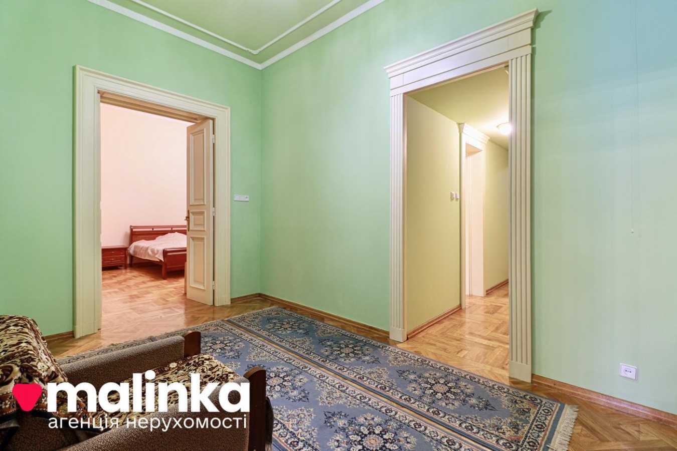 Продаж 3-кімнатної квартири 163 м², Героїв Майдану вул., 8