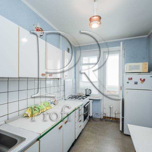 Продаж 3-кімнатної квартири 80 м², Михайла Донця вул., Омеляновича-Павленка вулиця, 11