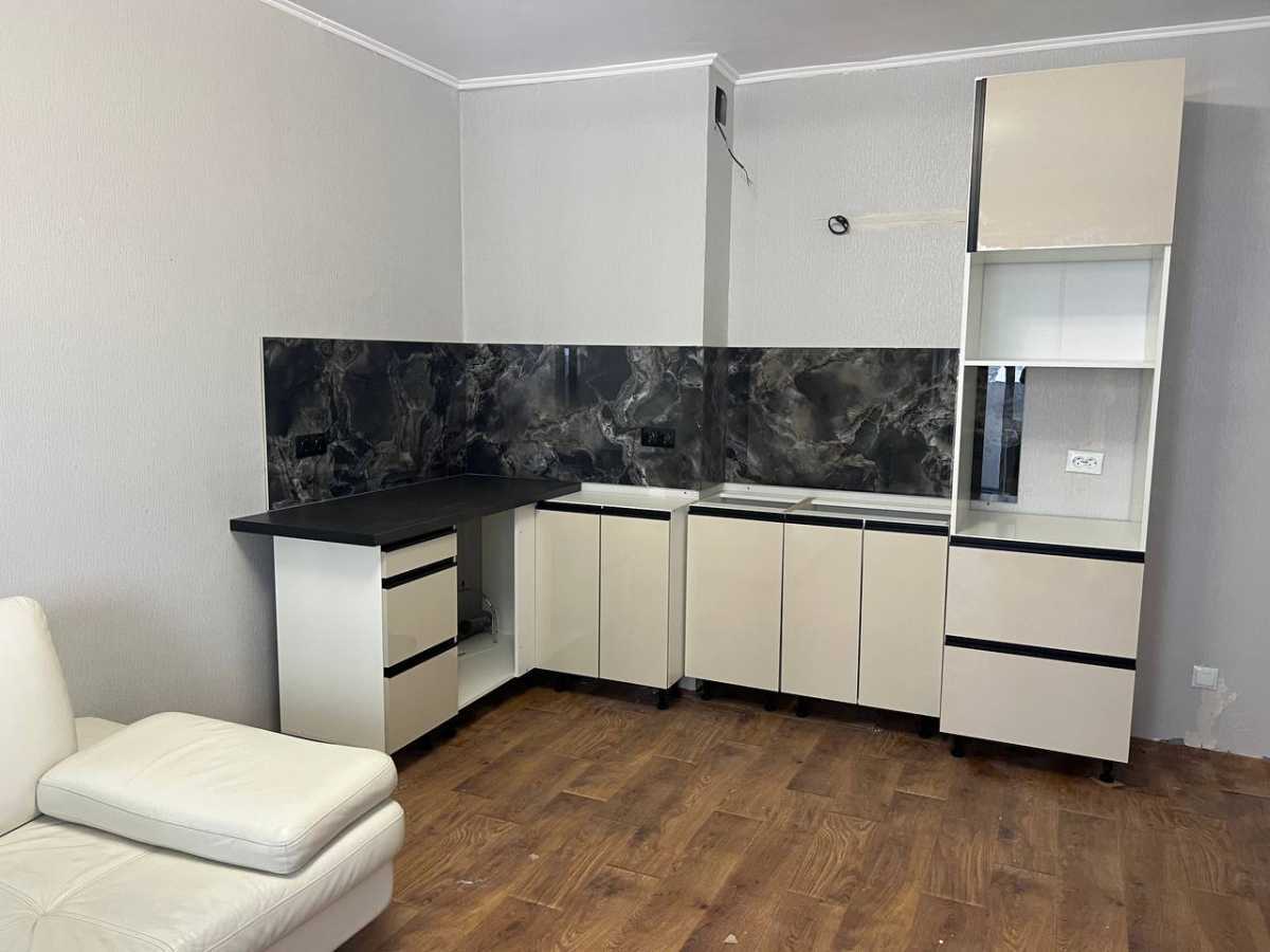 Продажа 1-комнатной квартиры 49 м², Коноплянская ул., 22б