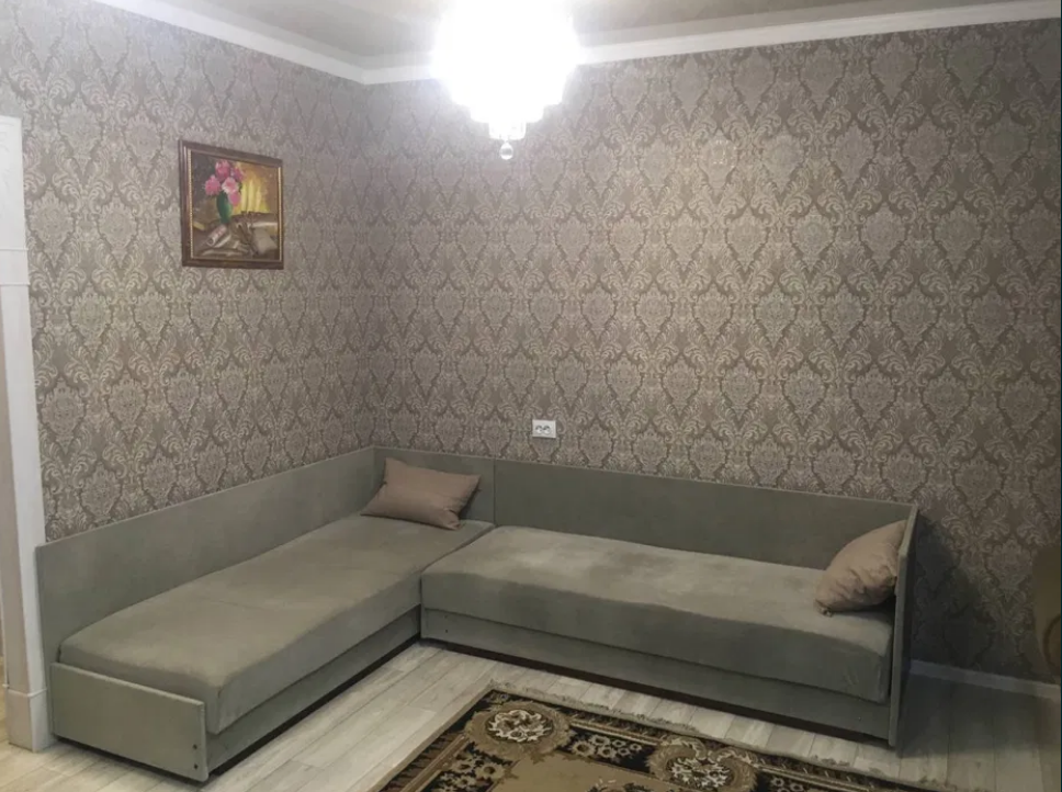 Продаж 1-кімнатної квартири 35 м², Будівельна вул.