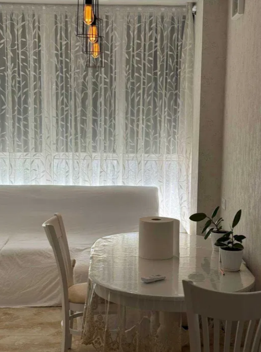 Продаж 1-кімнатної квартири 42 м², Будівельна вул.