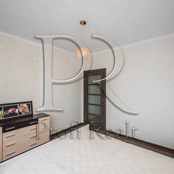 Продаж 2-кімнатної квартири 60 м², Приладний пров., 10В